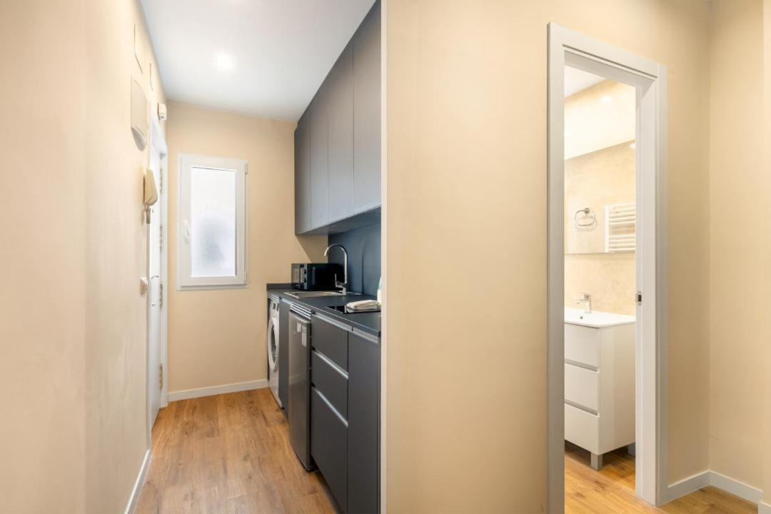 1 Bedroom 1 Bathroom Furnished - Chueca - Modern Functional - Mintystay Madrid Luaran gambar